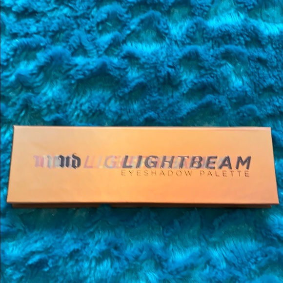 Urban decay eyeshadow palette brand new never used - Picture 3 of 4